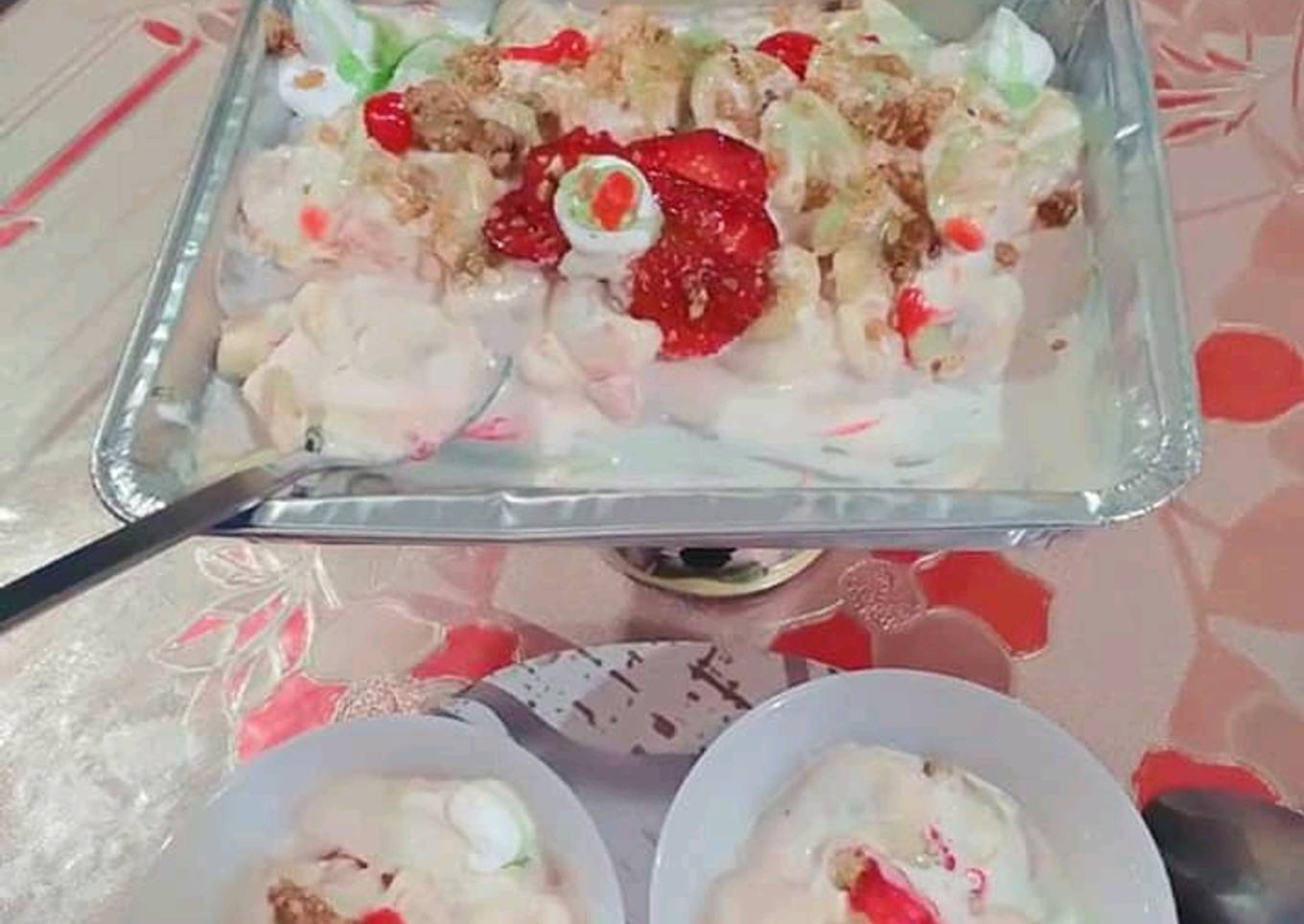 Creamy fruit chat..🍒🍇🍓🍍🍌🍊🍎🍏