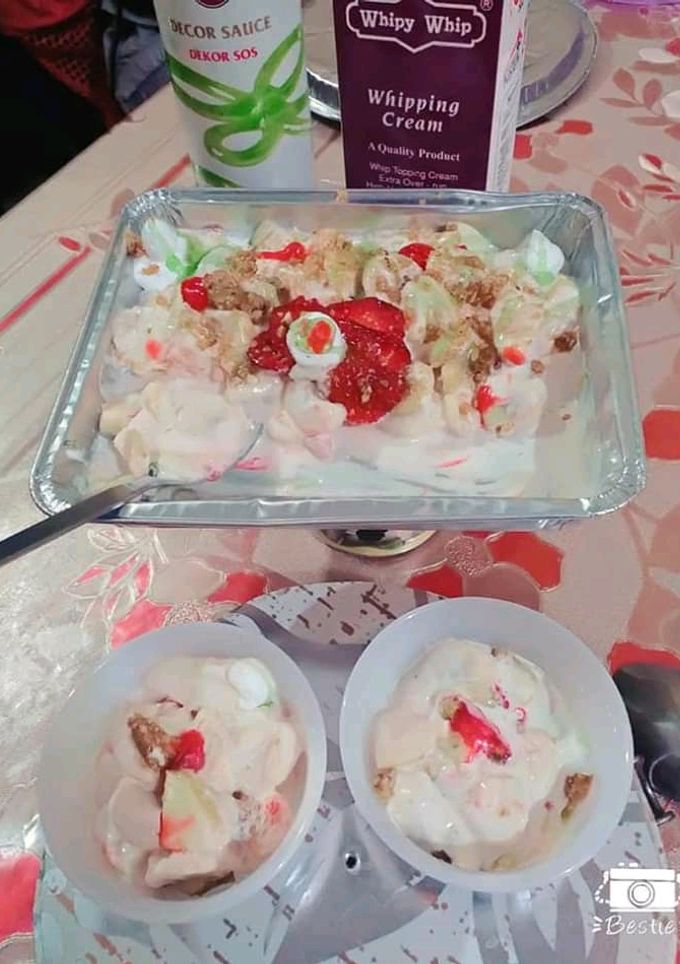 A picture of Creamy fruit chat..🍒🍇🍓🍍🍌🍊🍎🍏.