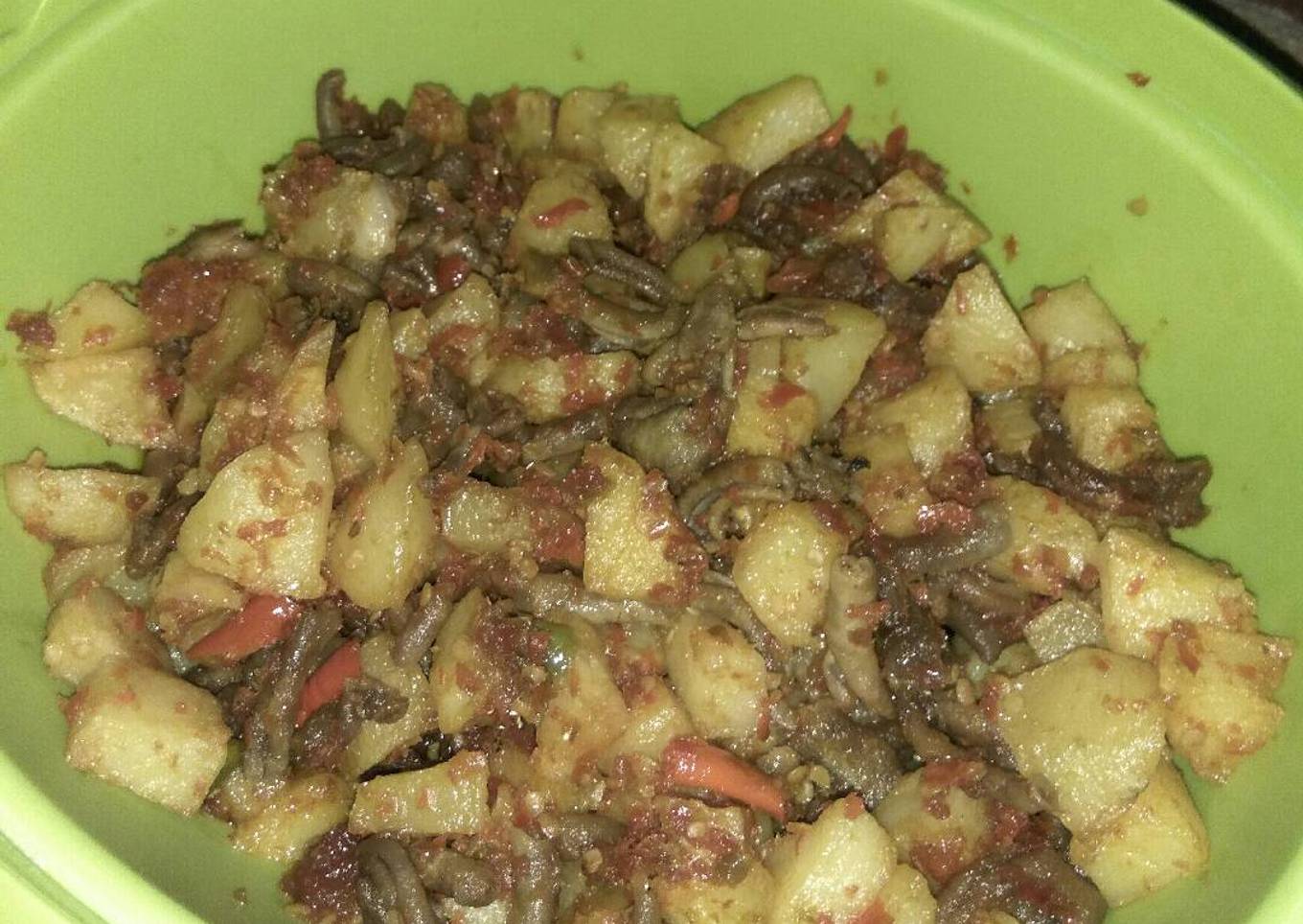 Balado kentang usus ayam