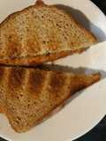 Spicy peanut butter & jelly toast