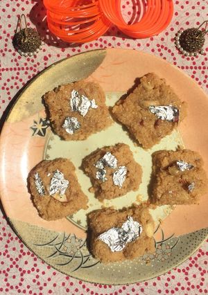 કીટા ની બરફી (Kita Barfi Recipe In Gujarati) રેસીપી મુખ્ય ફોટો