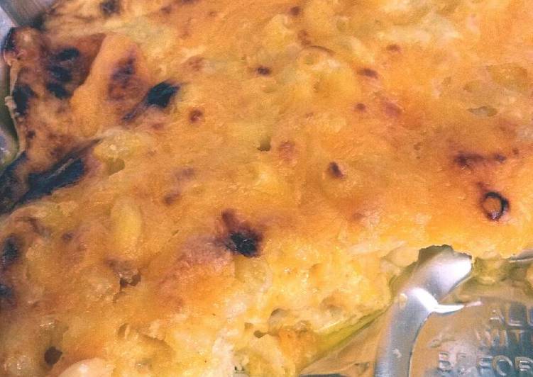 Connie's Holiday Macaroni & Cheese