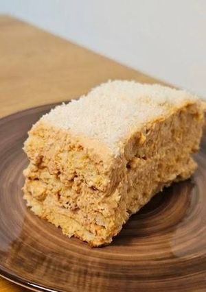 A picture of Tiramisu with boiled condensed milk.