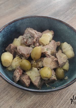 Une photo de Porc crémeux aux olives et artichauts