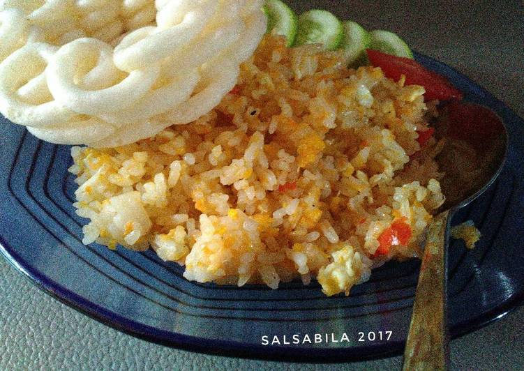 Cara Termudah Menyiapkan Nasi goreng merah gampil Enak