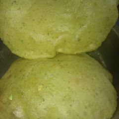 A picture of Peas kachori.