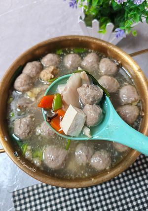 Foto resep Sop Bakso Tahu Jamur Wortel Berempah