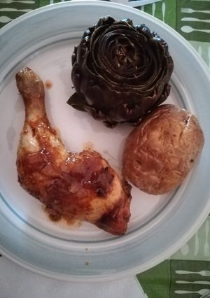 Una foto de Pollo con salsa al horno