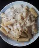 Tallarines con salsa alfredo en polvo Gourmet