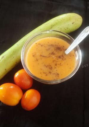 A picture of Bottle Gourd Soup.