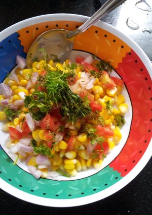 A picture of Corn salad.