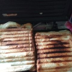 A picture of Cheese toast.