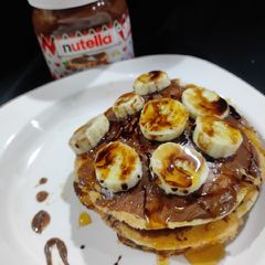 A picture of Banana nutella pancakes🥞.