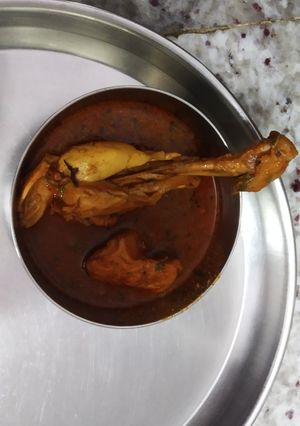 A picture of Chicken Curry.