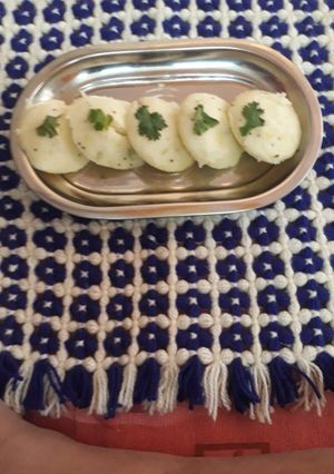 A picture of Idli.