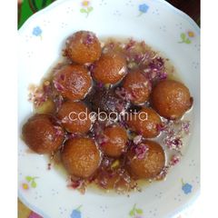 A picture of Stuffed Gulab Jamun (without refined sugar).