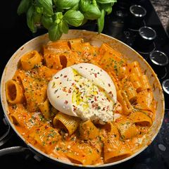 A picture of Spicy burrata rigatoni.