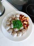 ข้าวปั้นทูน่าสาหร่าย กับมันหวานอบหม้อทอด