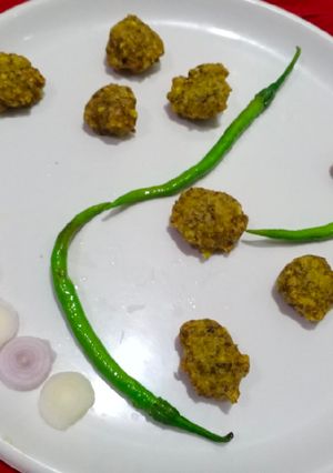 મગ ની દાળ ના દાળવડા(magdalvada in Gujarati) રેસીપી મુખ્ય ફોટો