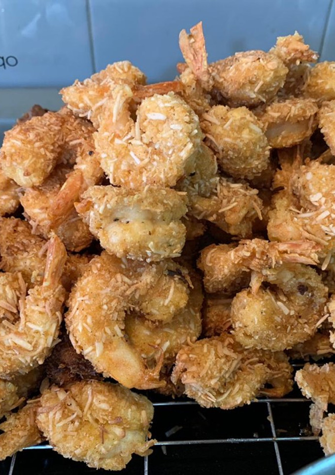 Una foto de Camarones al coco al estilo Sonorense