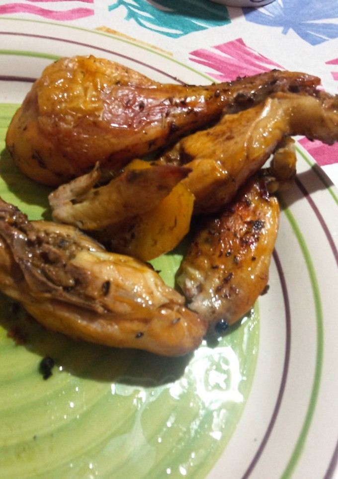 Una foto de Pollo al horno con vino