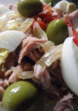Una foto de Salpicón de atún y porotos