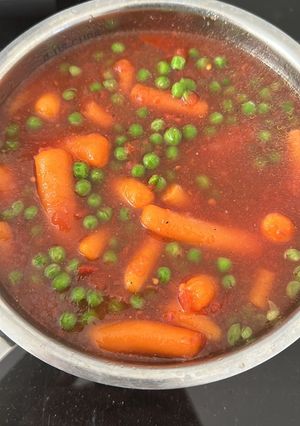 A picture of Pea Stew and Rice.