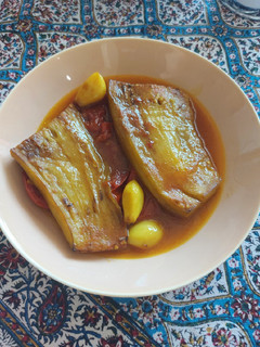 عکسی از دستور خورشت گوجه بادمجون