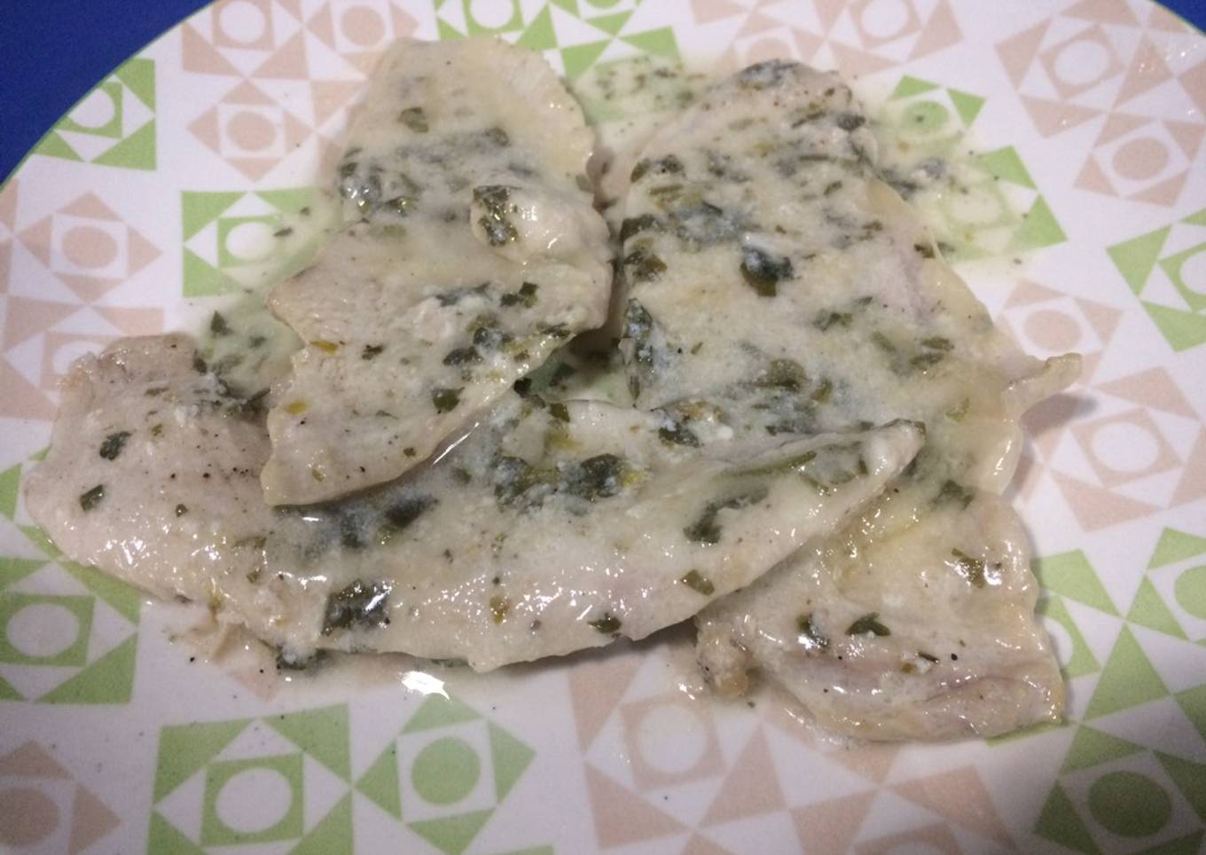 Filetes de lomo o pollo en salsa blanca