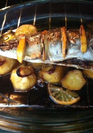 Una foto de Jurel o chicharro al horno