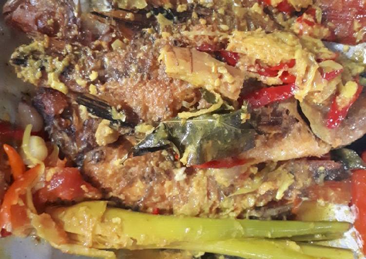 Cara membuat Ikan pesmol yellow yang enak dan Mudah Dibuat