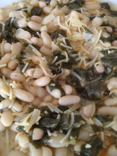 Una foto de Tm5 - Receta express judías blancas con espinacas y fideos (100% vegetal)