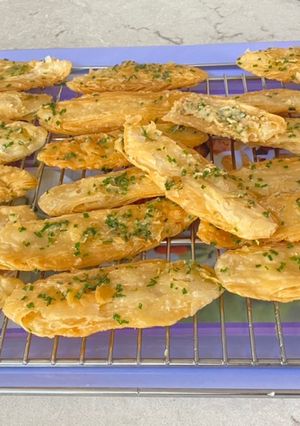 A picture of Crispy Roti.
