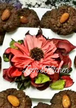 A picture of Chocolate And Coconut Nan Khatai.
