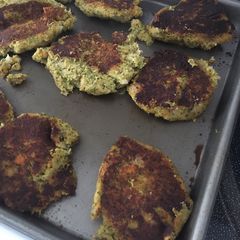 A picture of Broccoli Patties.