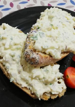 Pikáns tojáskrém recept fotója