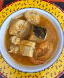 Caldo de rape con merluza y Gambones