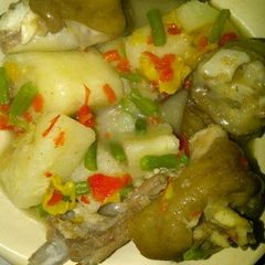 A picture of Goat and yam pepper soup.