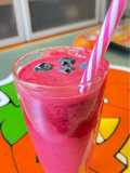 Smoothie με παντζάρι, ανανά και μύρτιλλα