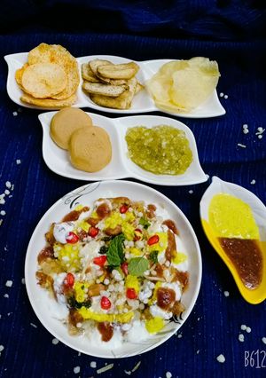 ફરાળી ચાટ(farali chaat recipe in gujarati) રેસીપી મુખ્ય ફોટો