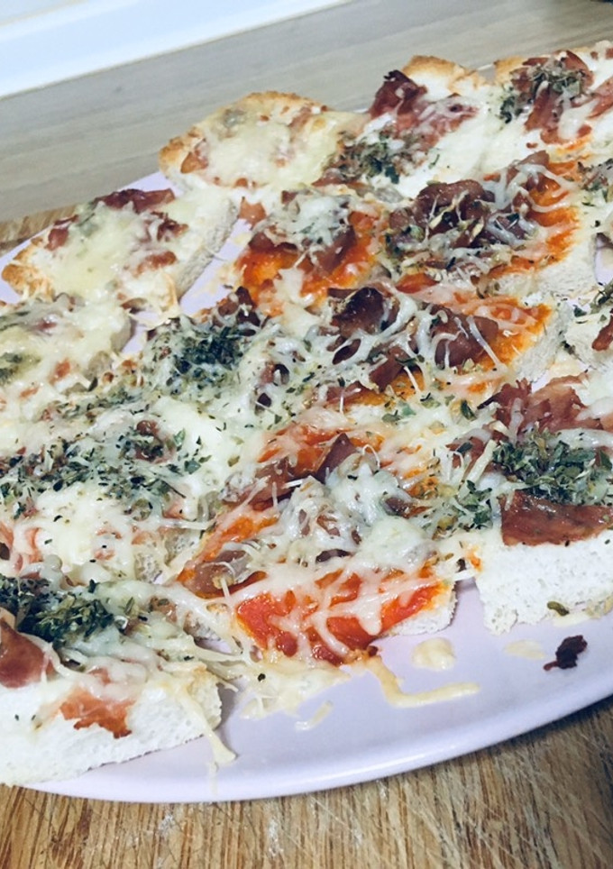 Una foto de Panecitos de pizza