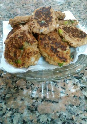 Una foto de Croquetas de avena y atún