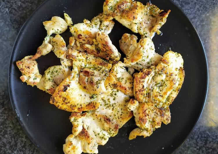 Filetes de pollo de contramuslo a la plancha