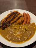Katsu Curry Japonês com Salsichas