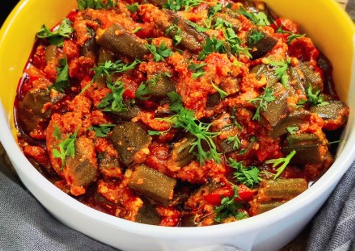 Rajasthani Style Besan Wali Bhindi ki Sabji