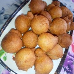 A picture of Nigerian Buns.