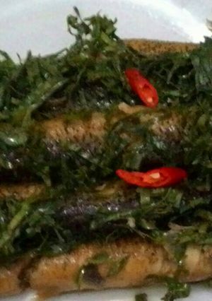 Hình của món Chạch đồng kho lá nghệ.