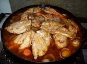 Una foto de como preparar el pollo en achiote