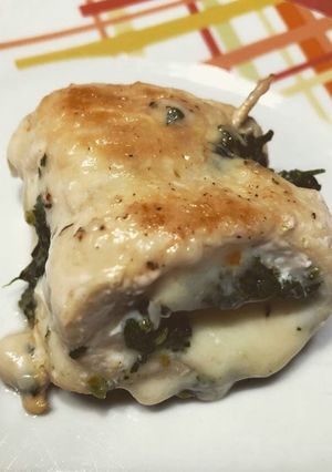 Foto di Involtino di pollo ripieno di spinaci e formaggio