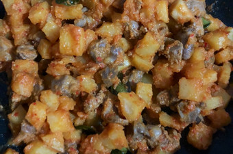 Langkah Mudah untuk Menyiapkan Sambal goreng kentang hati ampela Sederhana Dan Enak